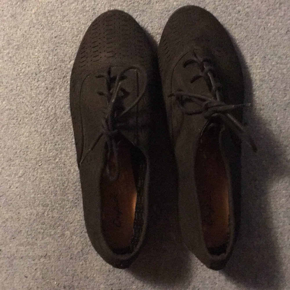 Fun outing shoes😌